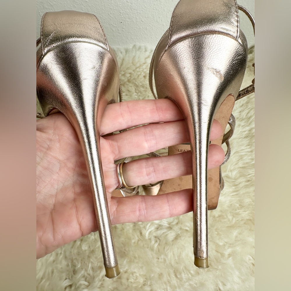 Badgley Mischka Gold Leather Metallic Strappy Stiletto Heels Sz 8.5 - Picture 8 of 10